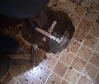 尤溪卫生间漏水维修公司为您分享下卫生间渗水如何处理及注意事项